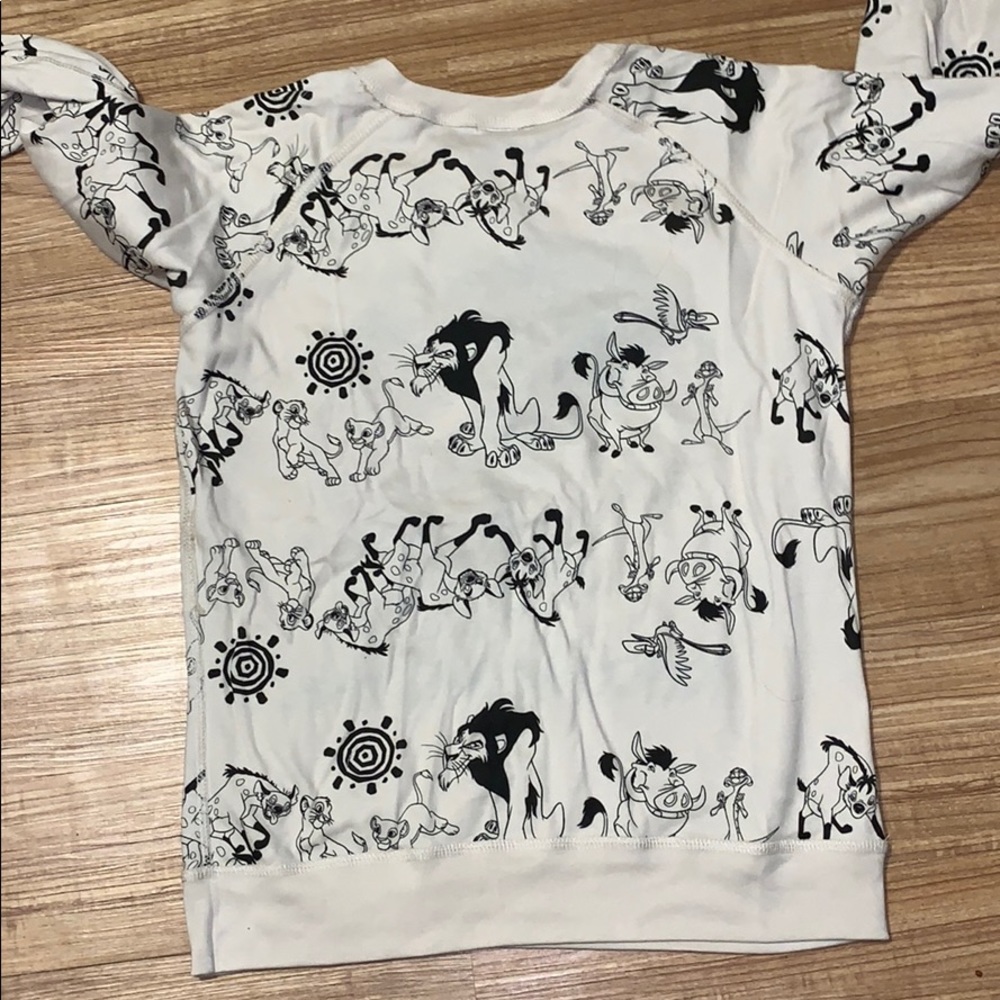 The Lion King Reversible Shirt - Picture 6 of 6